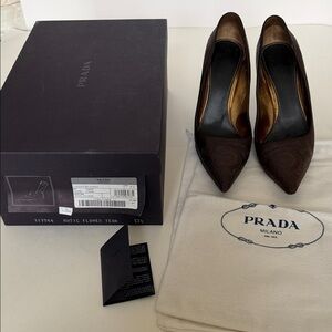 Prada Vintage Teal Antic Flower Embroidery  Women's Brown Heels